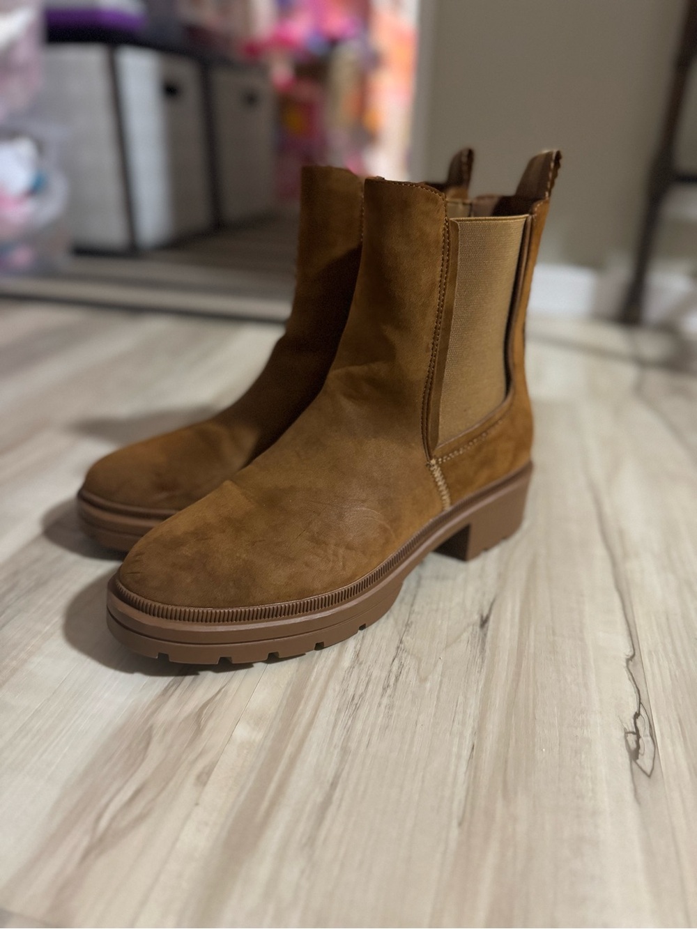Rocket Dog Brown Suede Chelsea Lug Booties